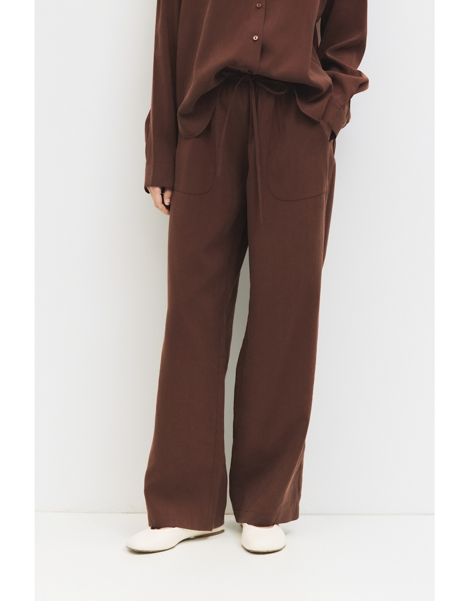 ELLIS DRAWSTRING PANT