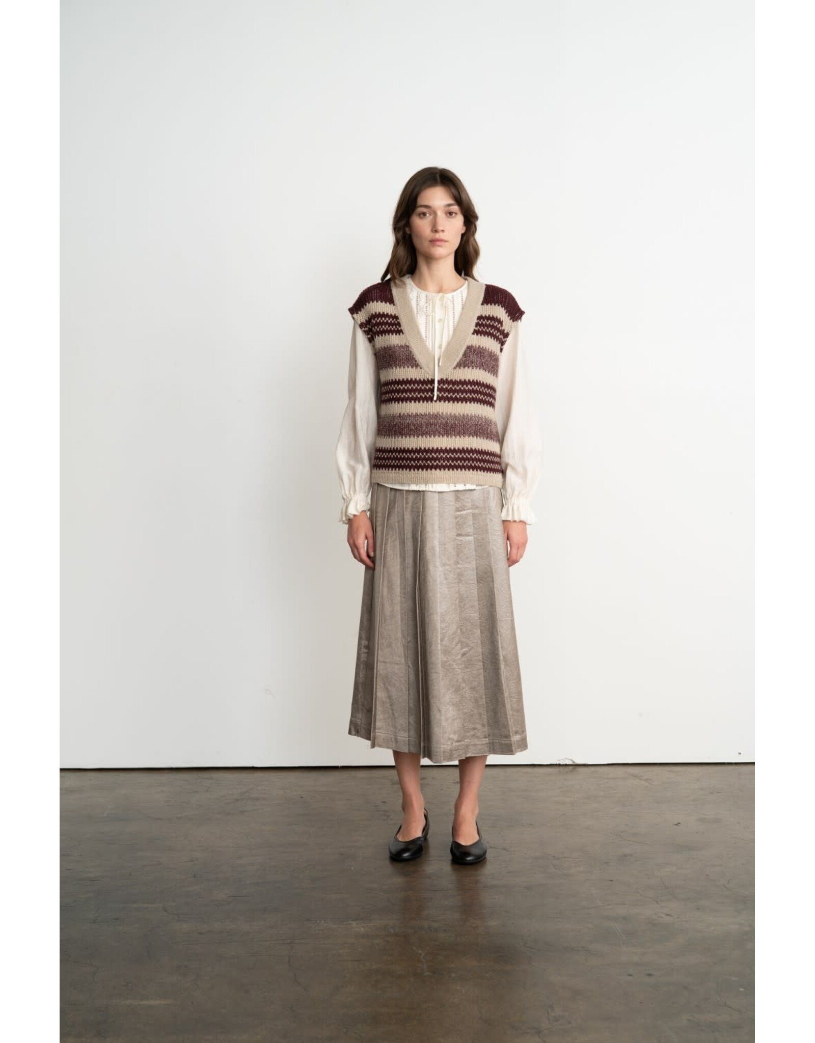 VNECK STRIPED SWEATER VEST