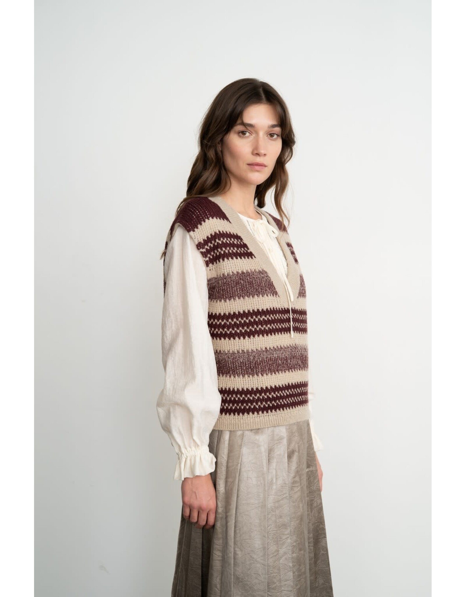 VNECK STRIPED SWEATER VEST