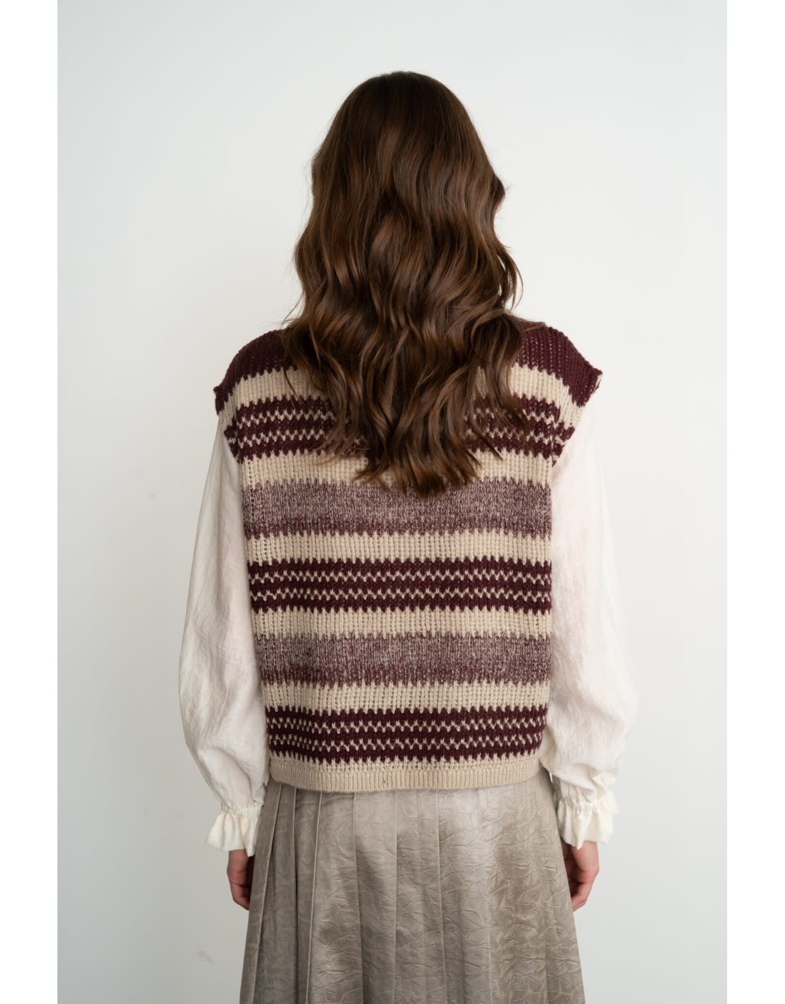 VNECK STRIPED SWEATER VEST