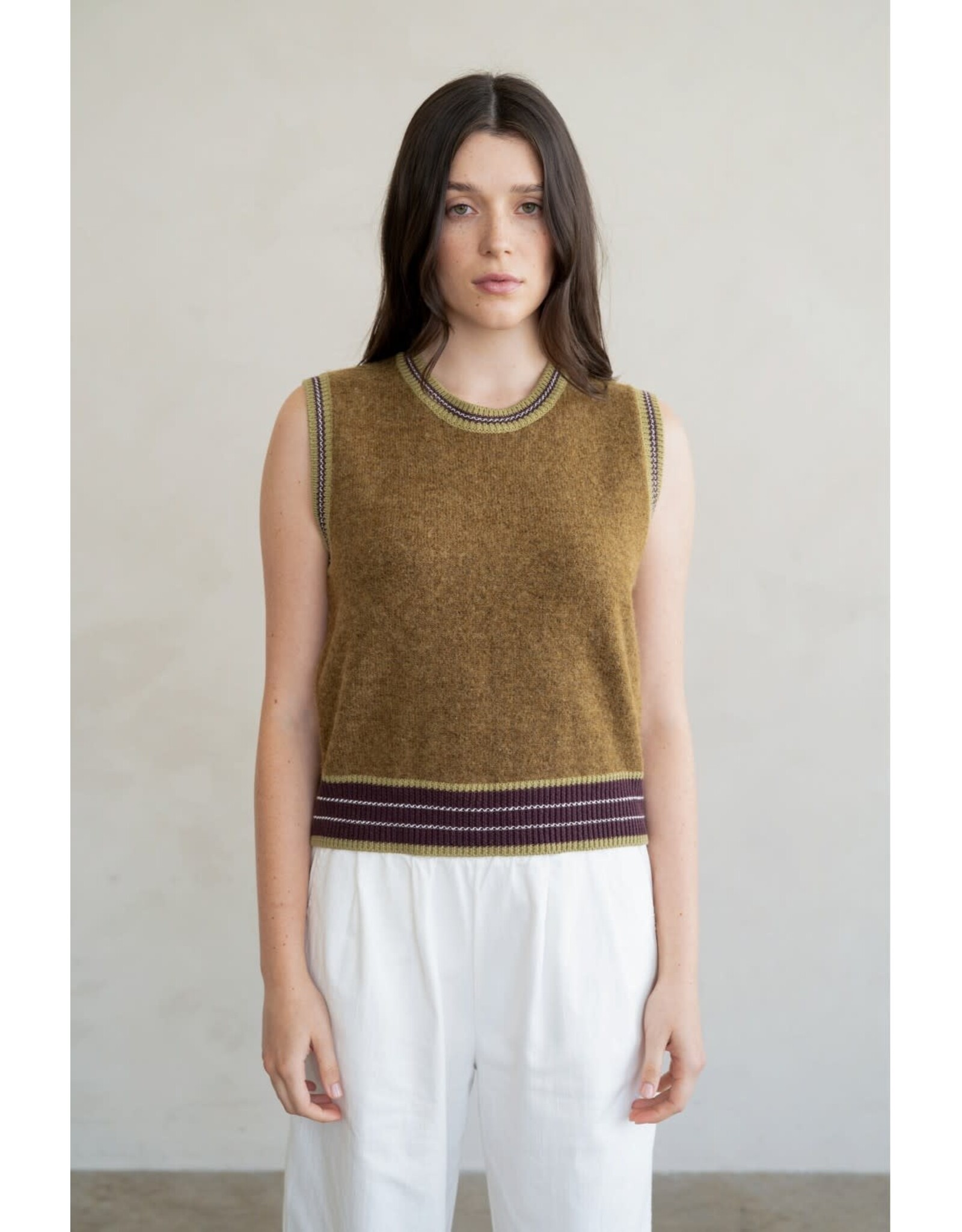 RIB STRIPED CREW NECK SWEATER VEST