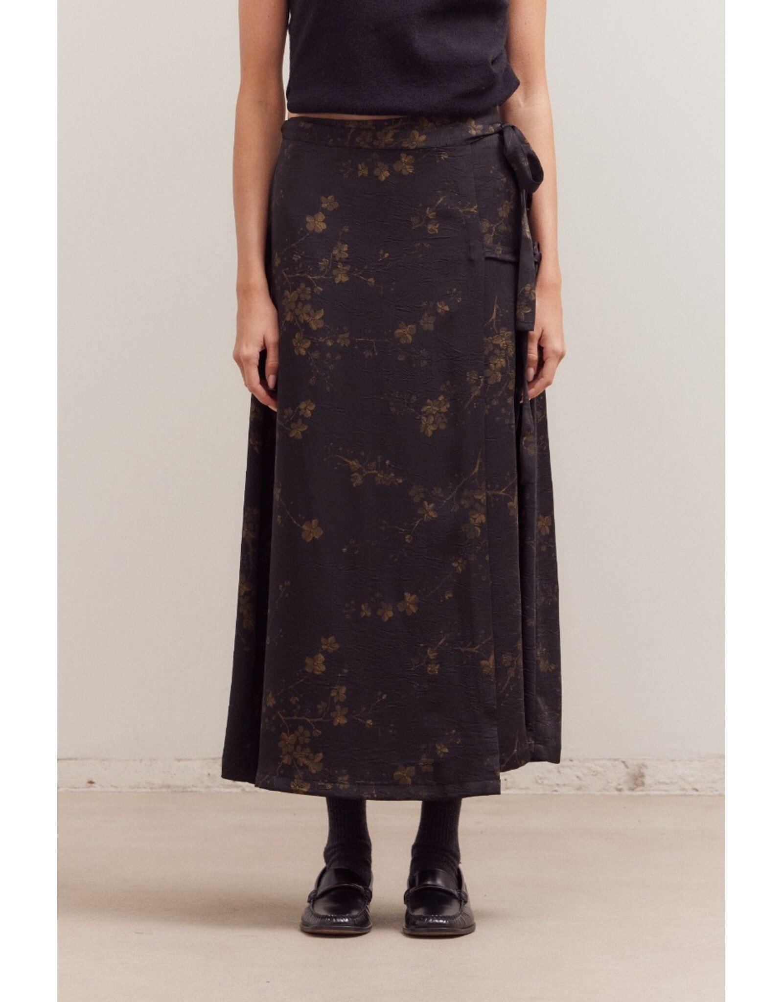 PRINTED OVERLAP MID SKIRT