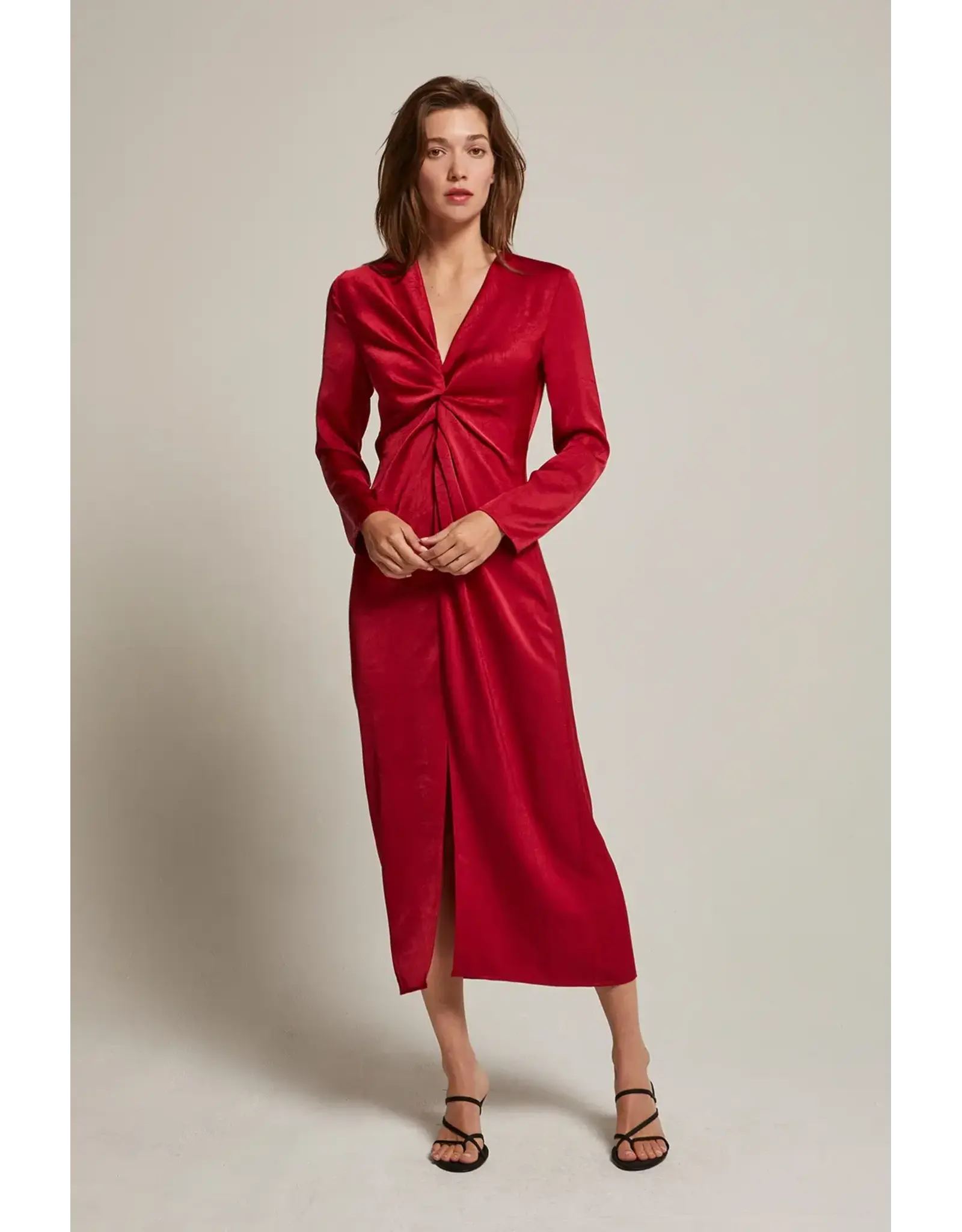 TEXTURED SATIN FRONT TWIST MIDI