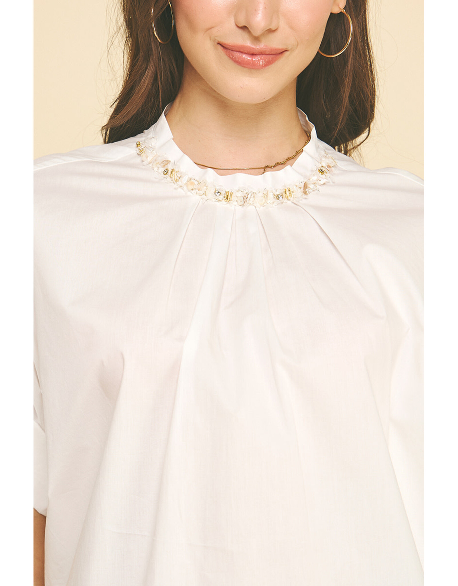 BEAD NECK BLOUSE
