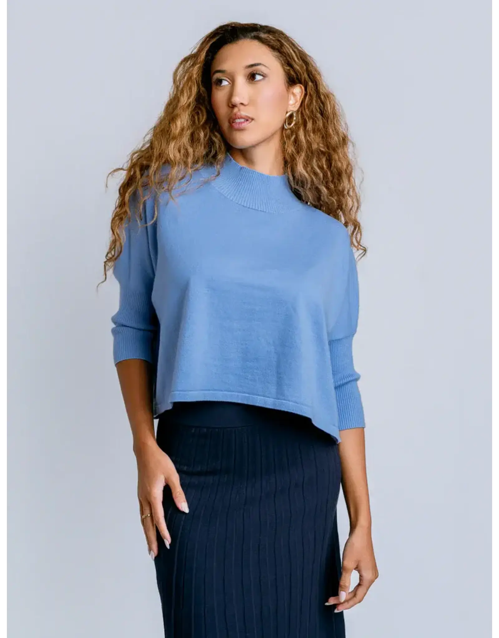 AJA ORTHO SOLID SWEATER