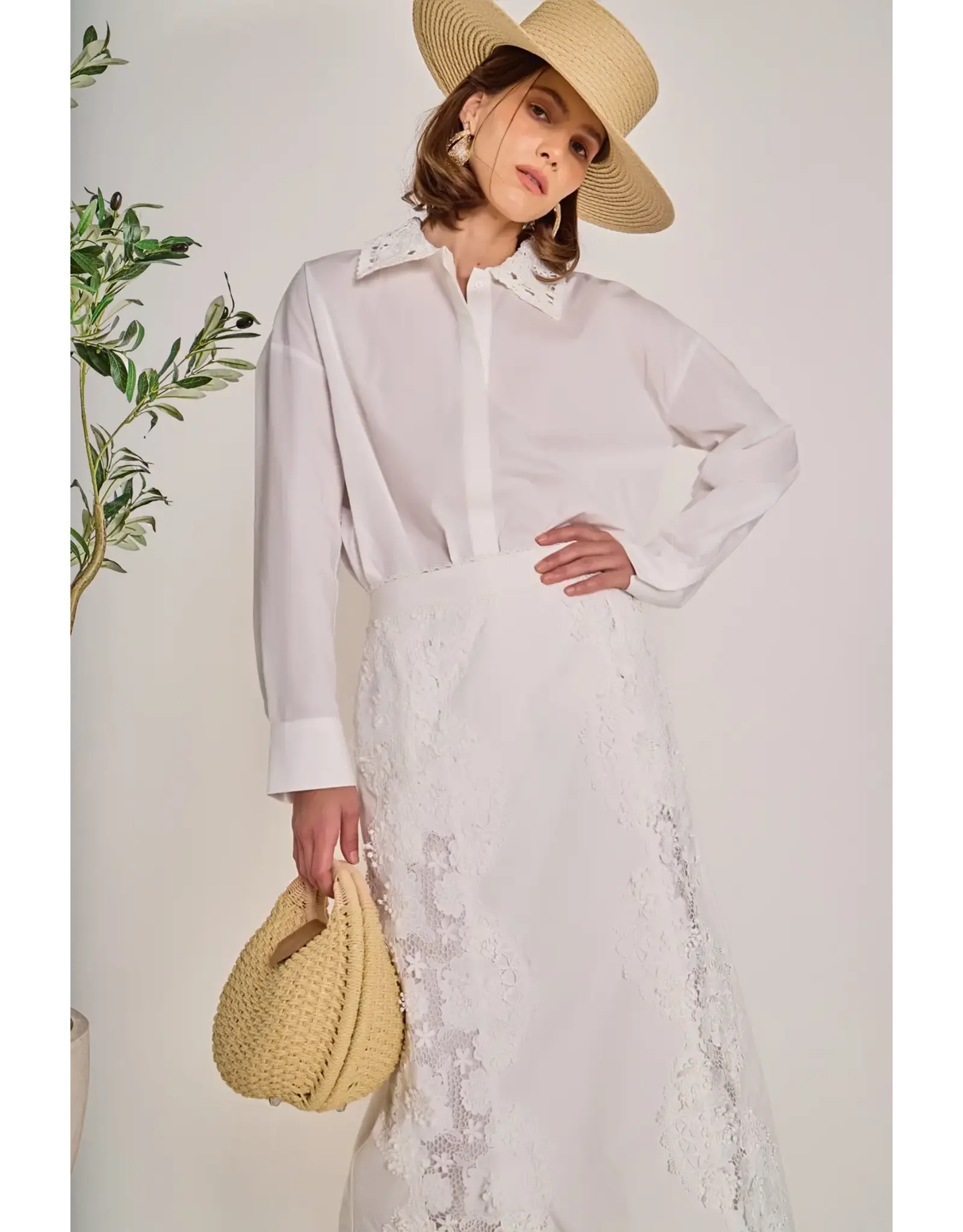 BRIA CROCHET COLLAR BUTTON UP