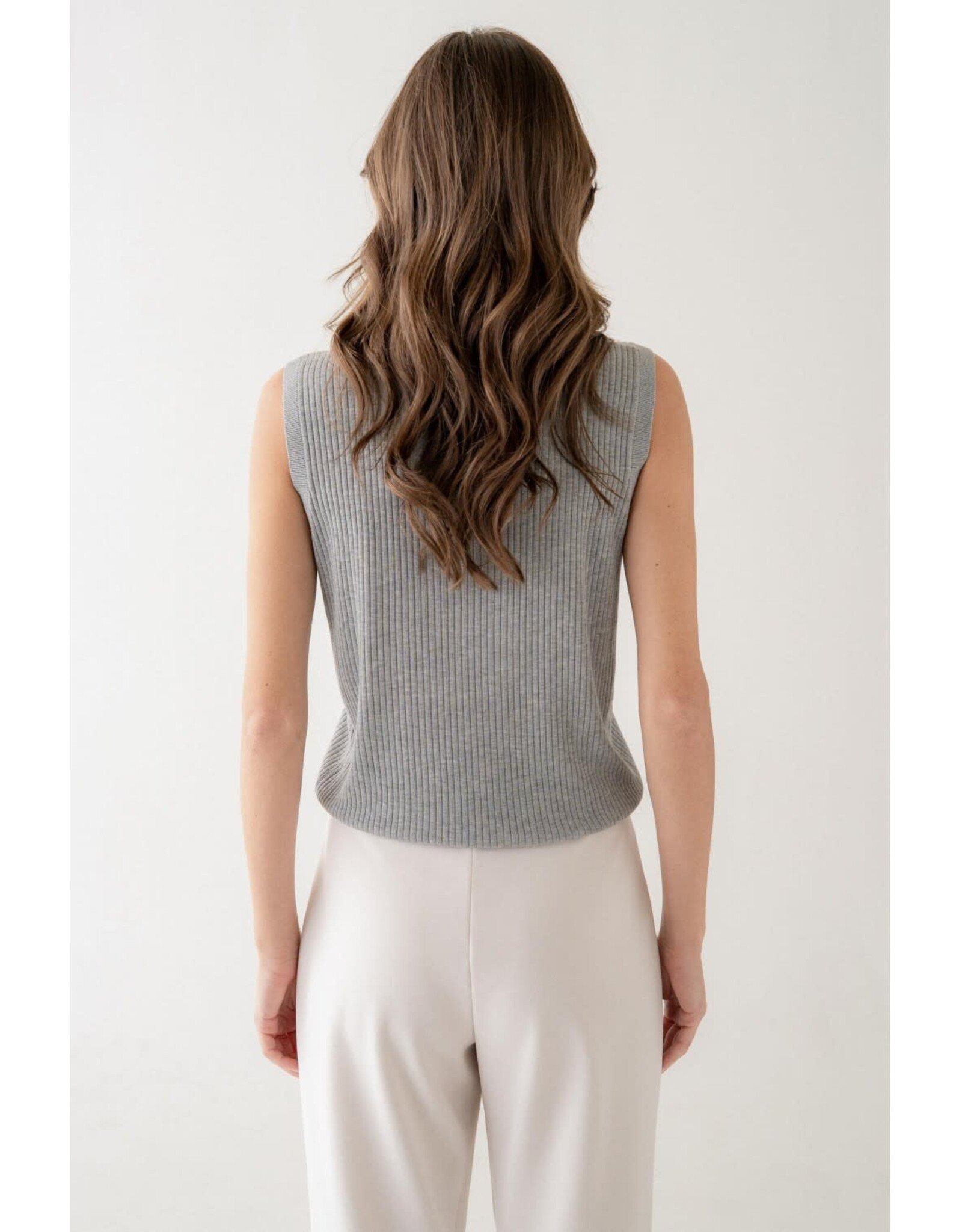 RIBBED SLVLESS KNIT TANK