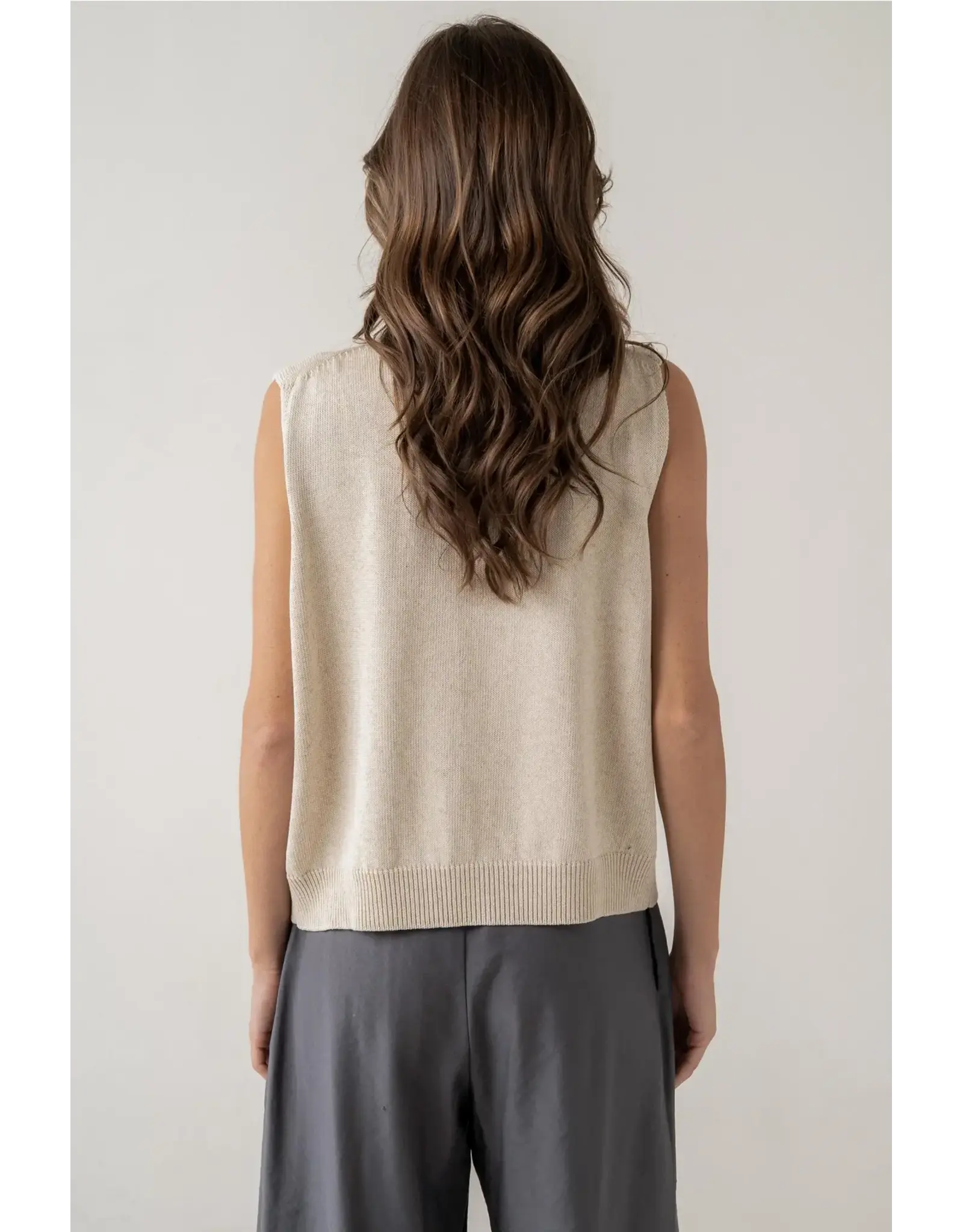 ZIP FRONT SLVLESS KNIT VEST