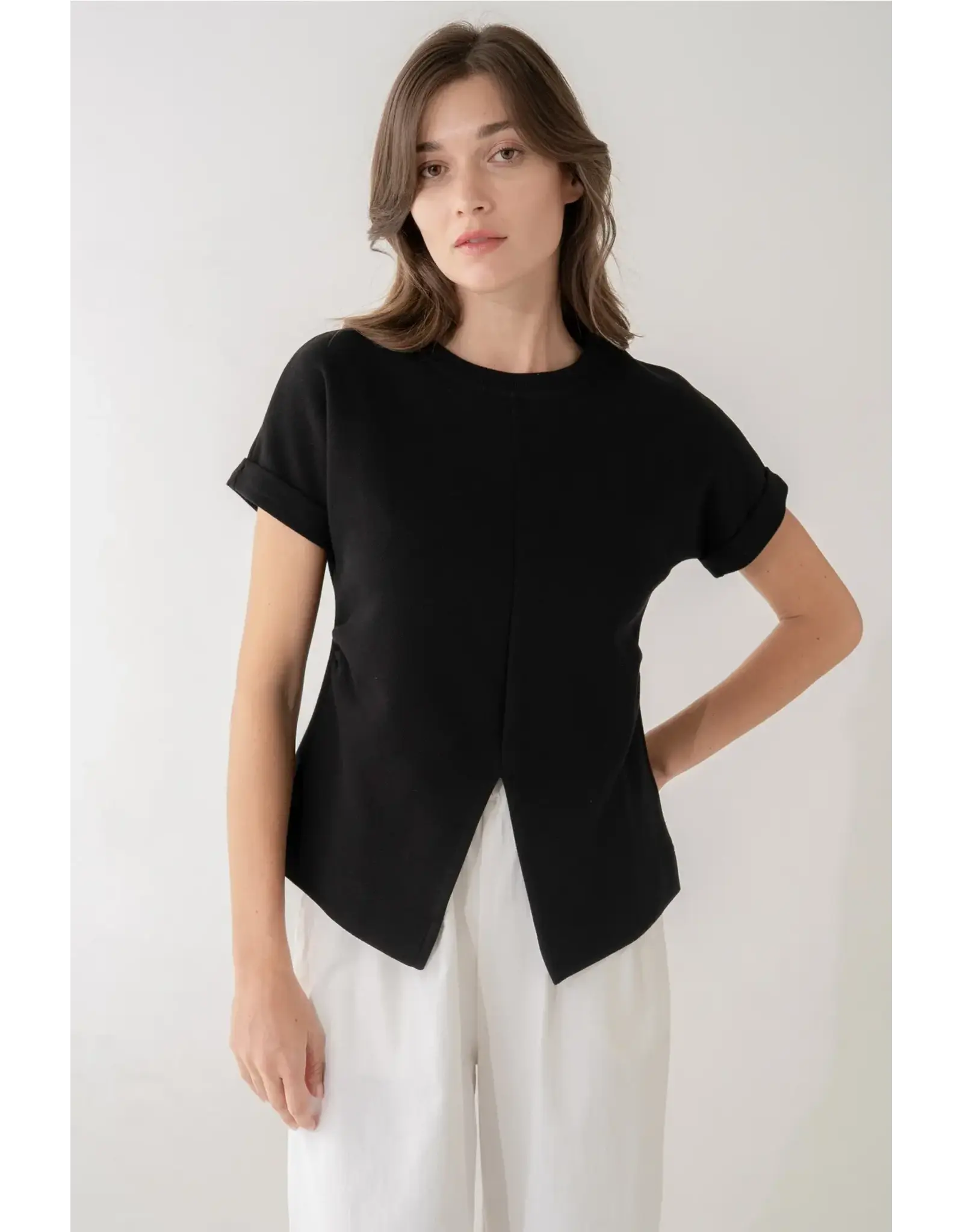 ASYMMETRIC BACK DETAIL TEE