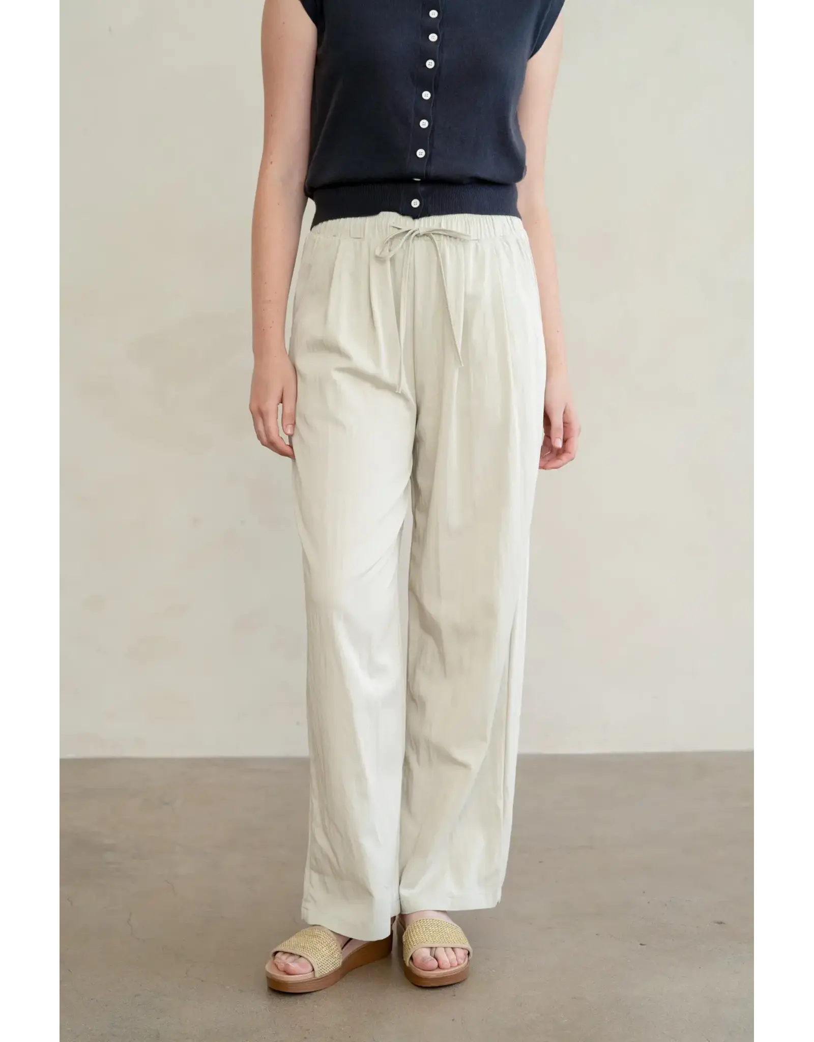 WIDE LEG DRAWSTRING PANT
