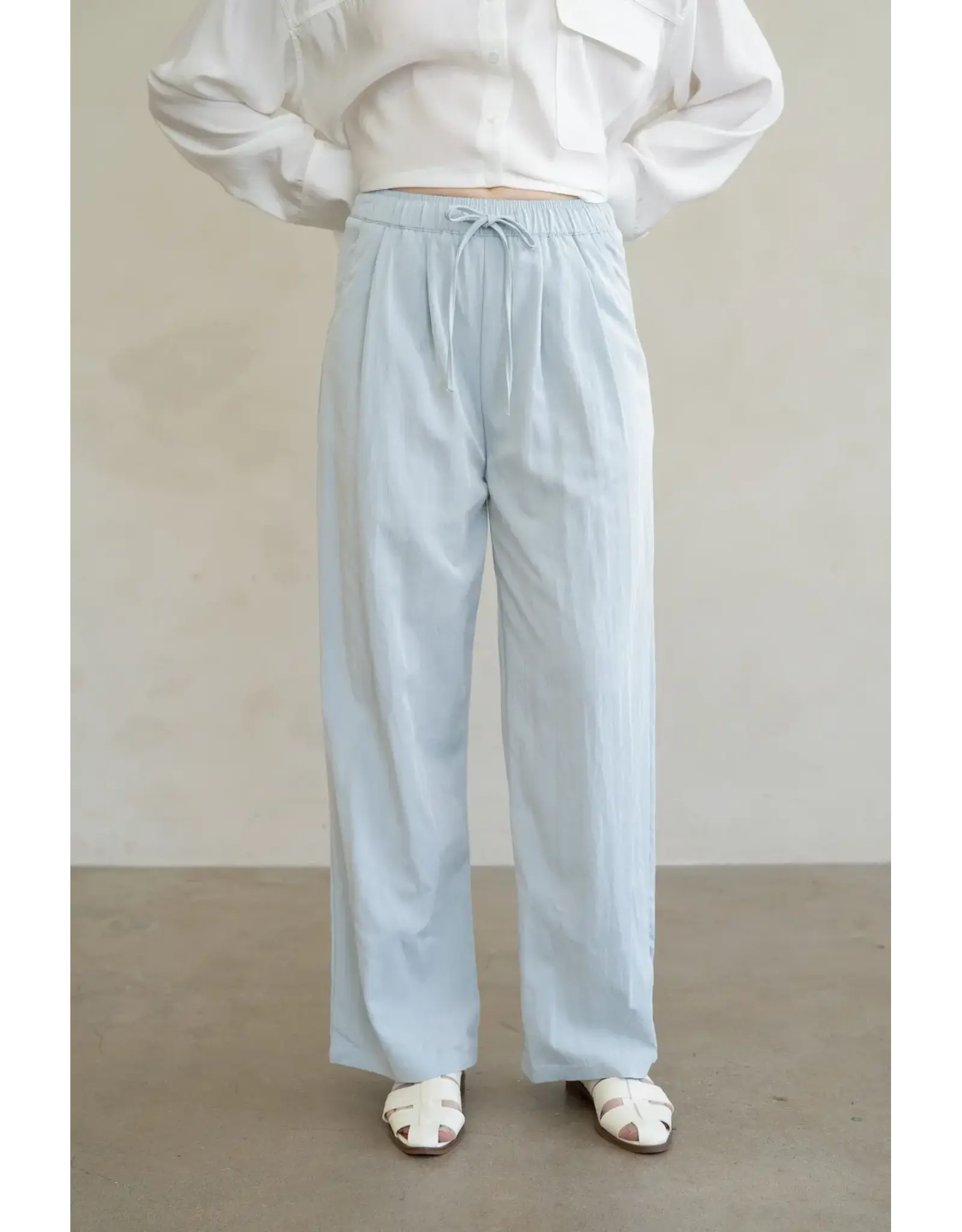WIDE LEG DRAWSTRING PANT