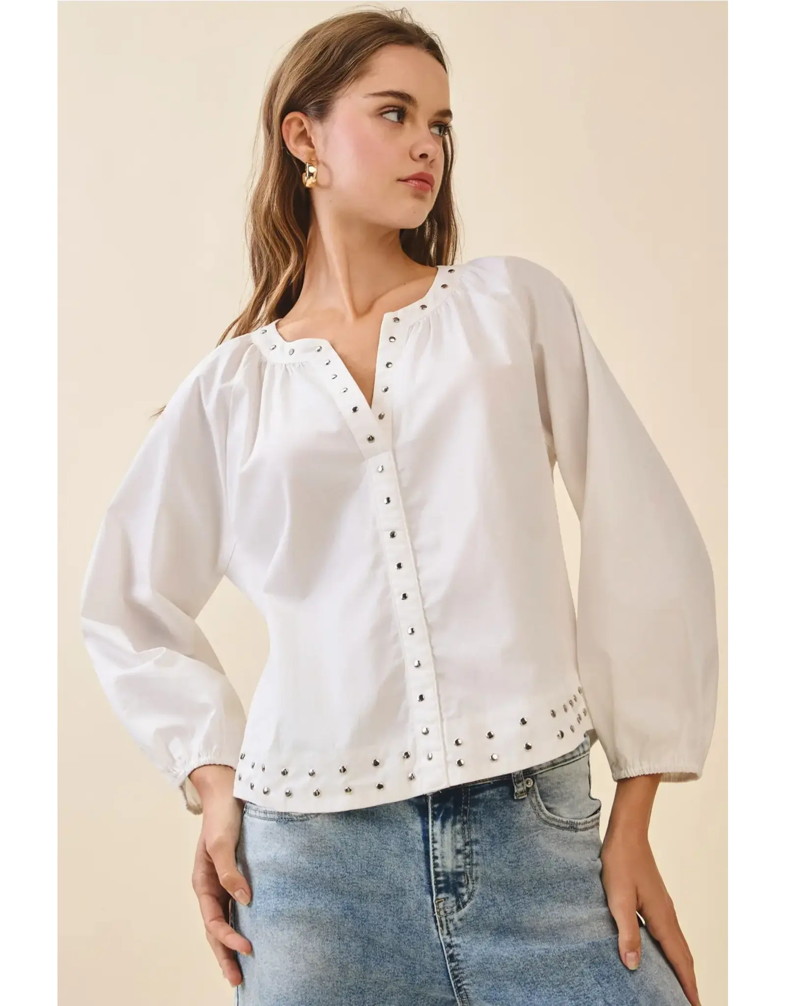 SILVER STUD LSLV BLOUSE