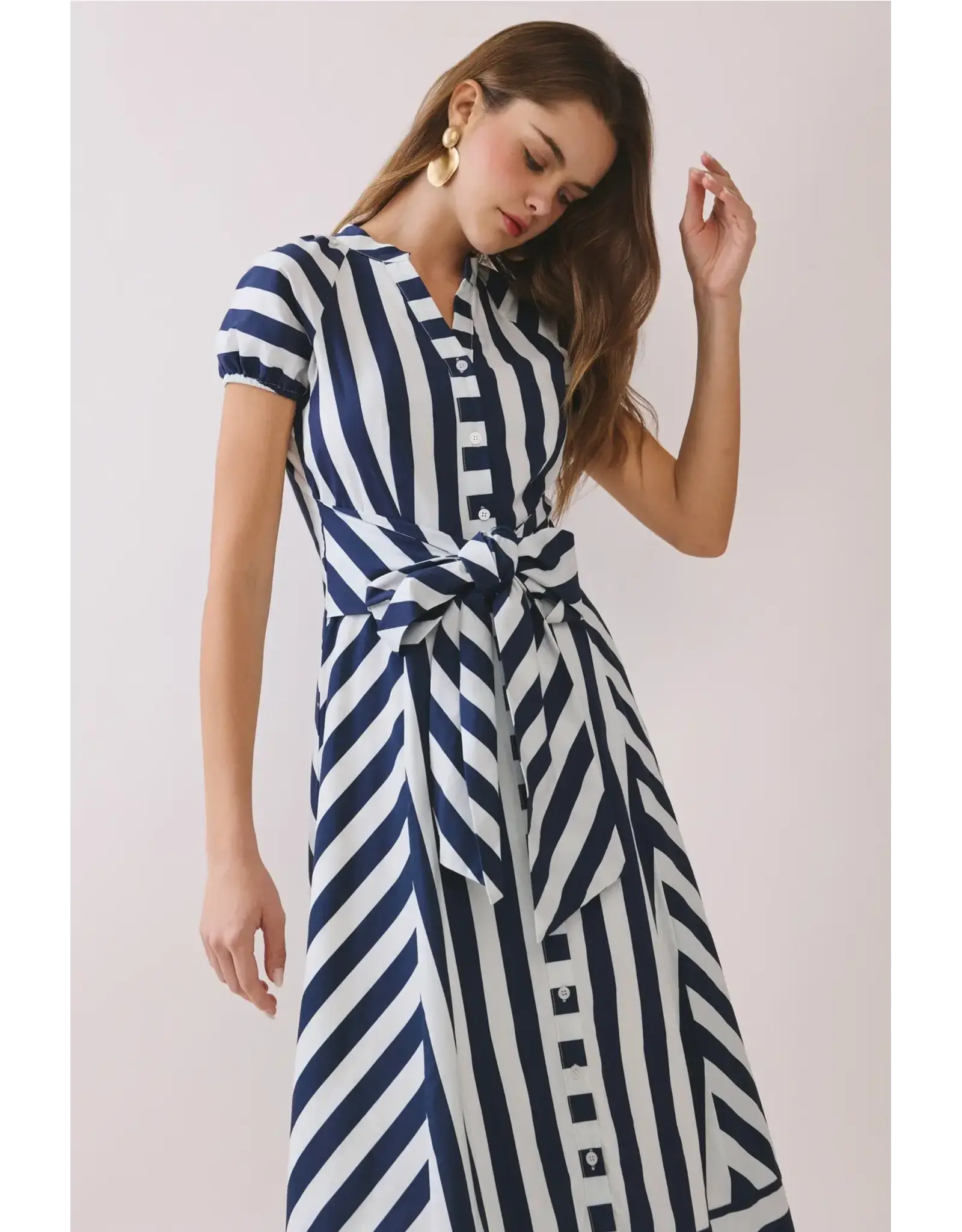 BOLD FLORAL PRINT DRESS