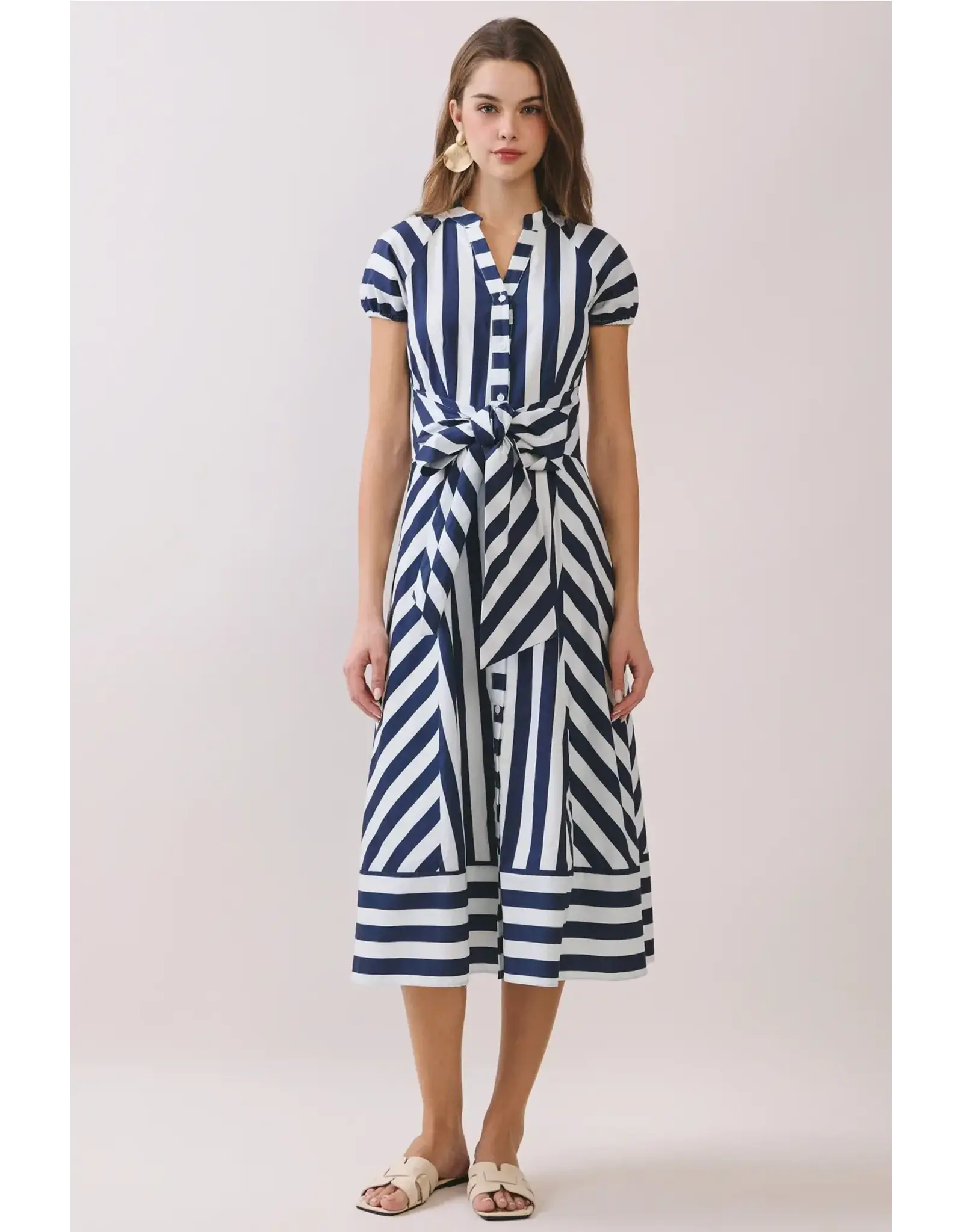 BOLD FLORAL PRINT DRESS