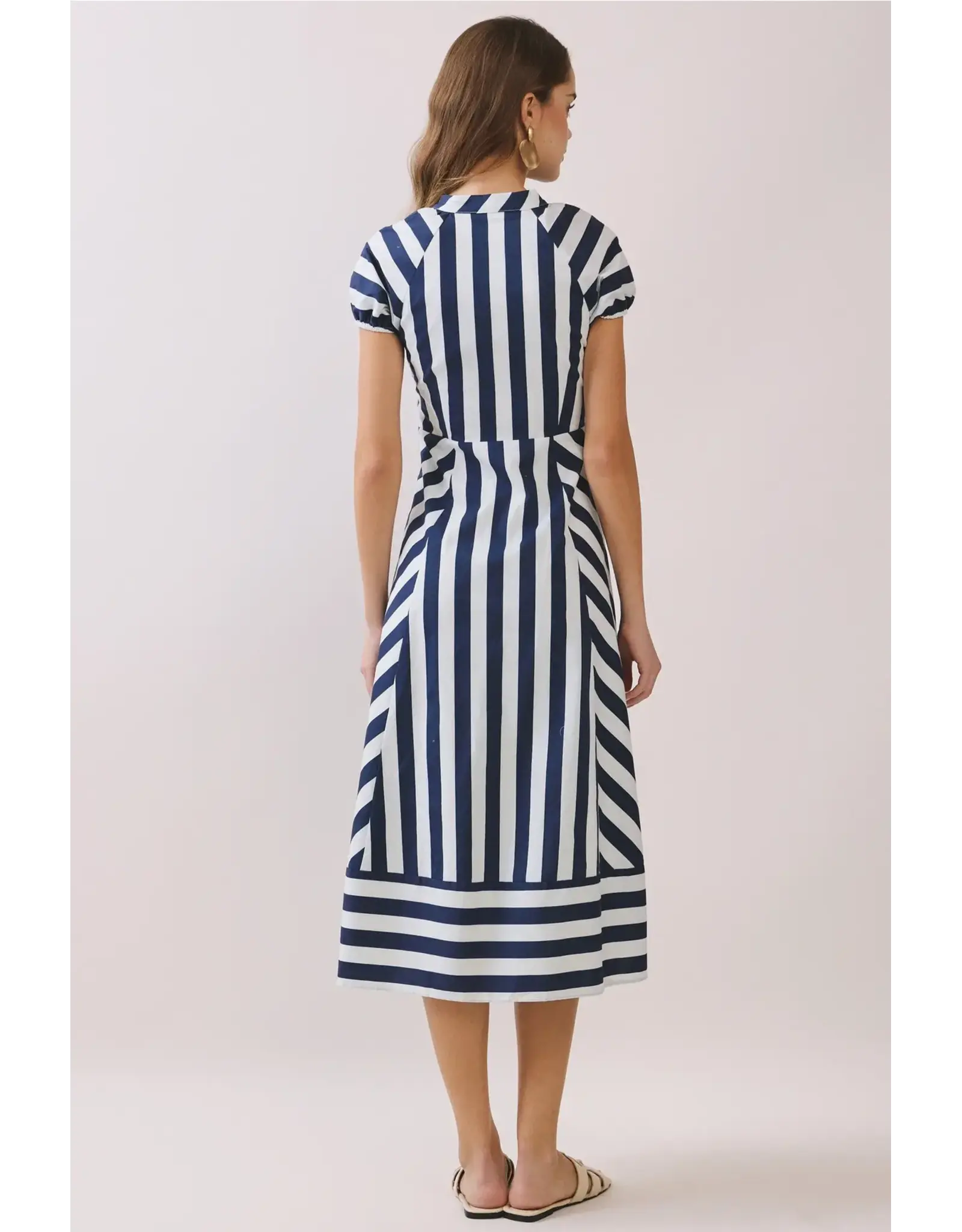 BOLD FLORAL PRINT DRESS