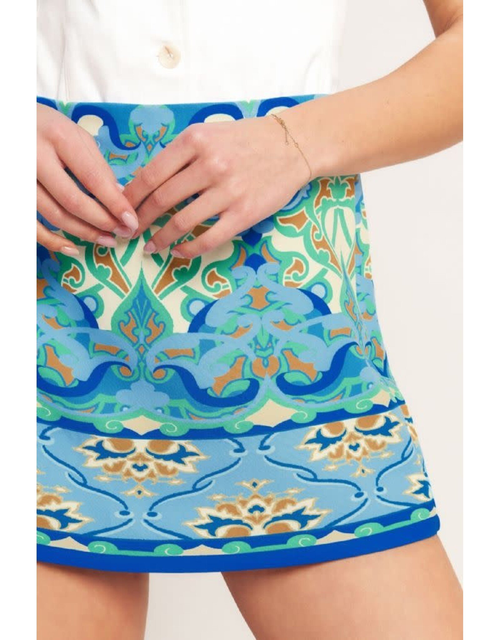 MEDITERRANEAN STYLE PRINT SKORT