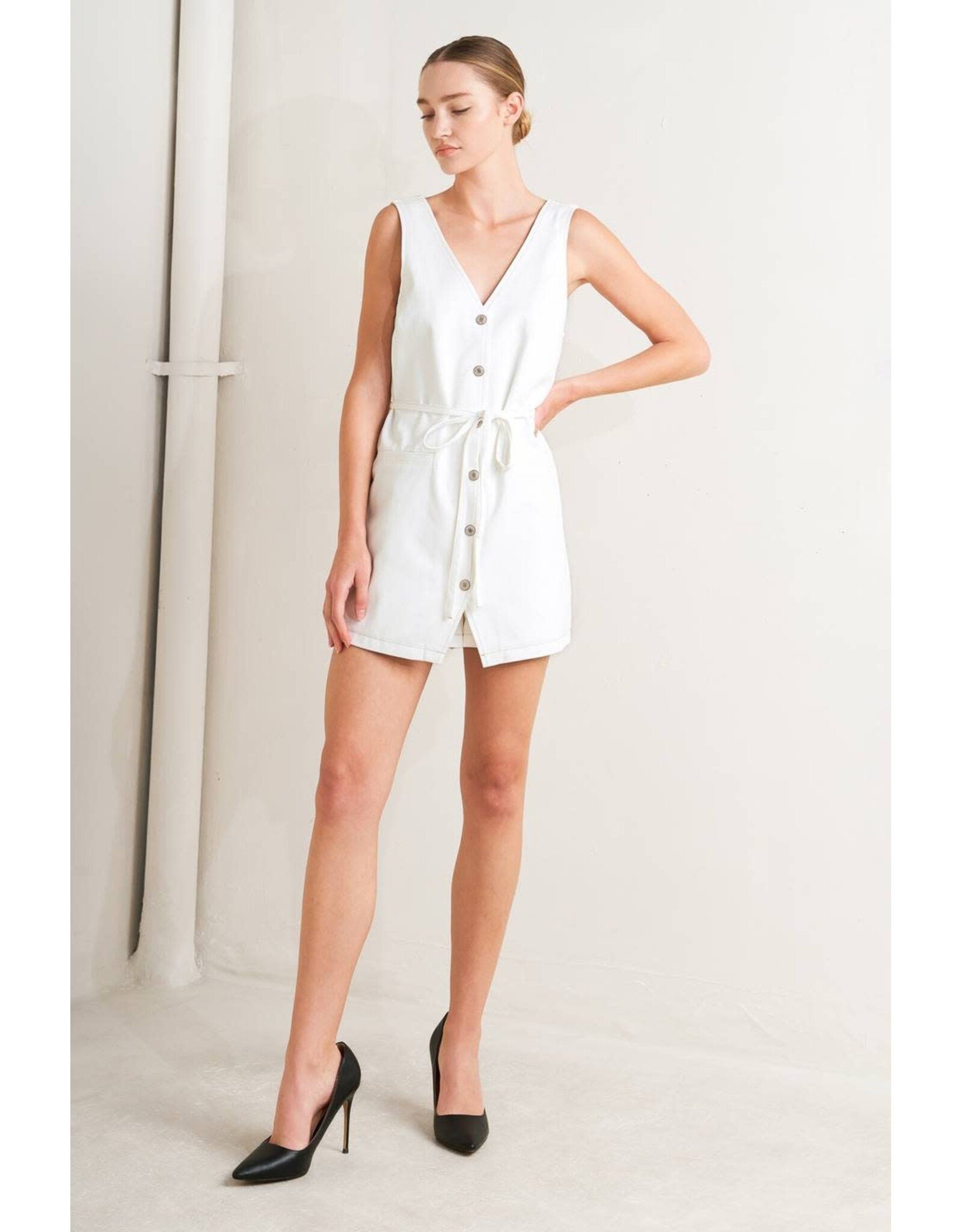 FREEMARKET DENIM VNECK BUTTON UP ROMPER