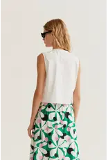 SLEEVELESS BLOUSE WITH RUFFEL DETAIL