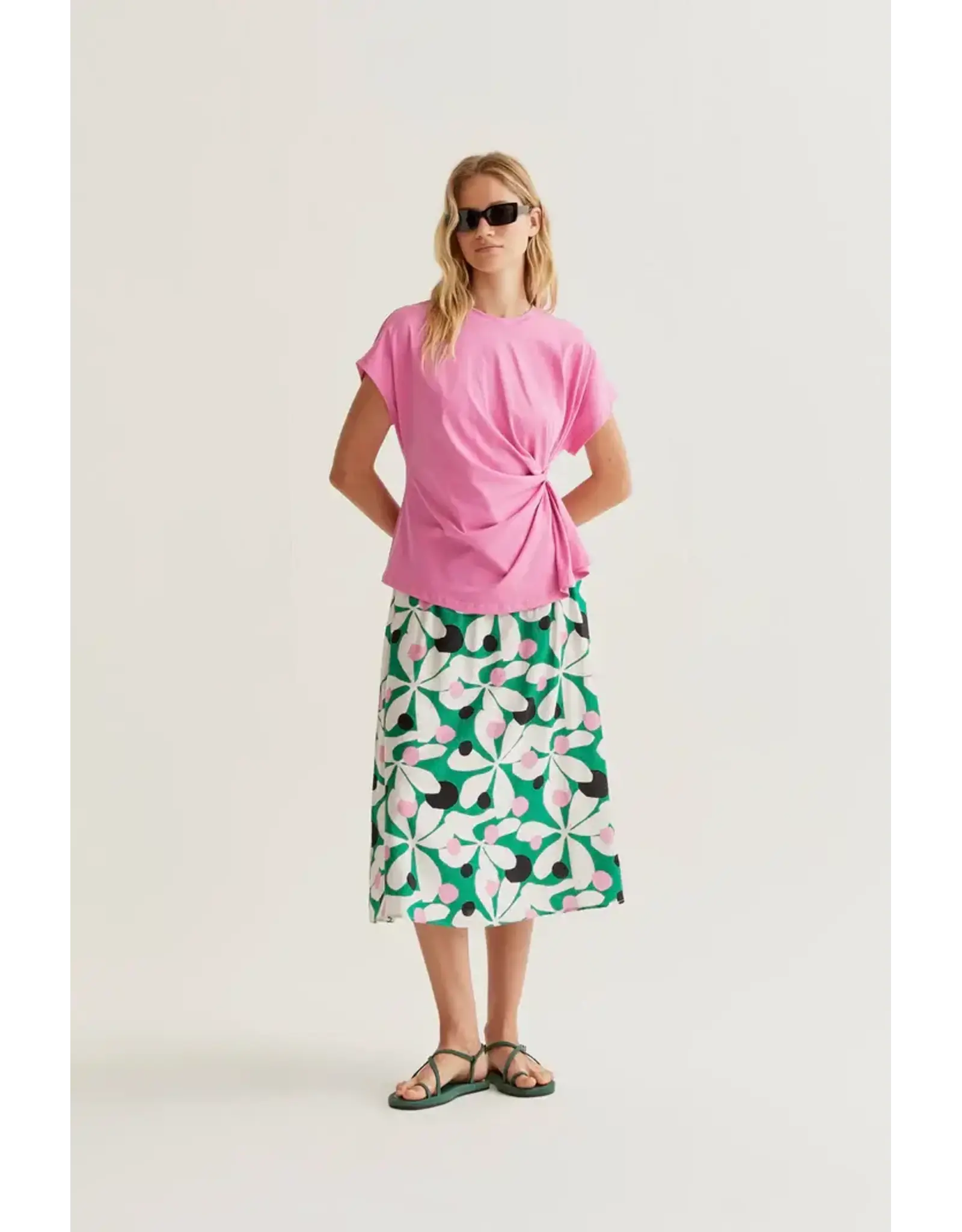 SSLV TEE WITH SIDE KNOT