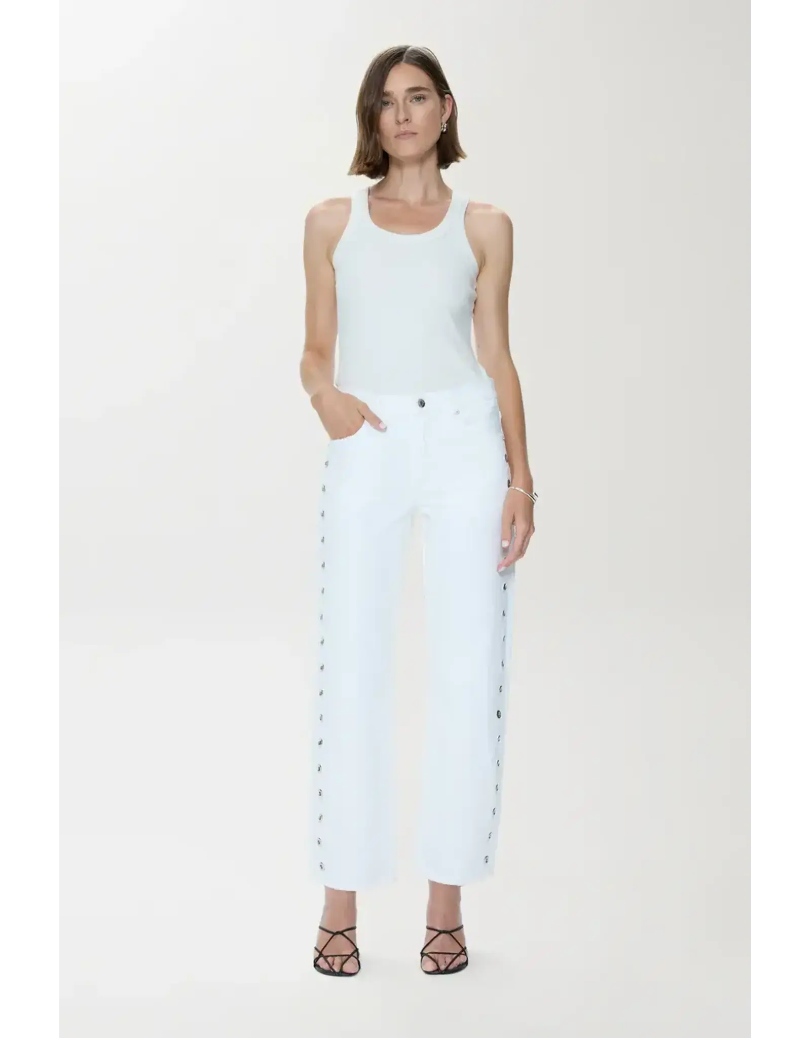 LEXI MID RISE BOWED STRAIGHT