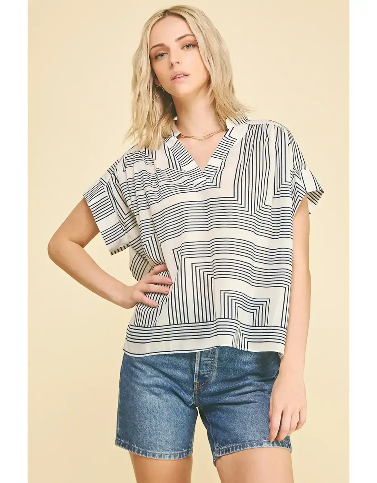 GEOMETRIC VNECK BLOUSE