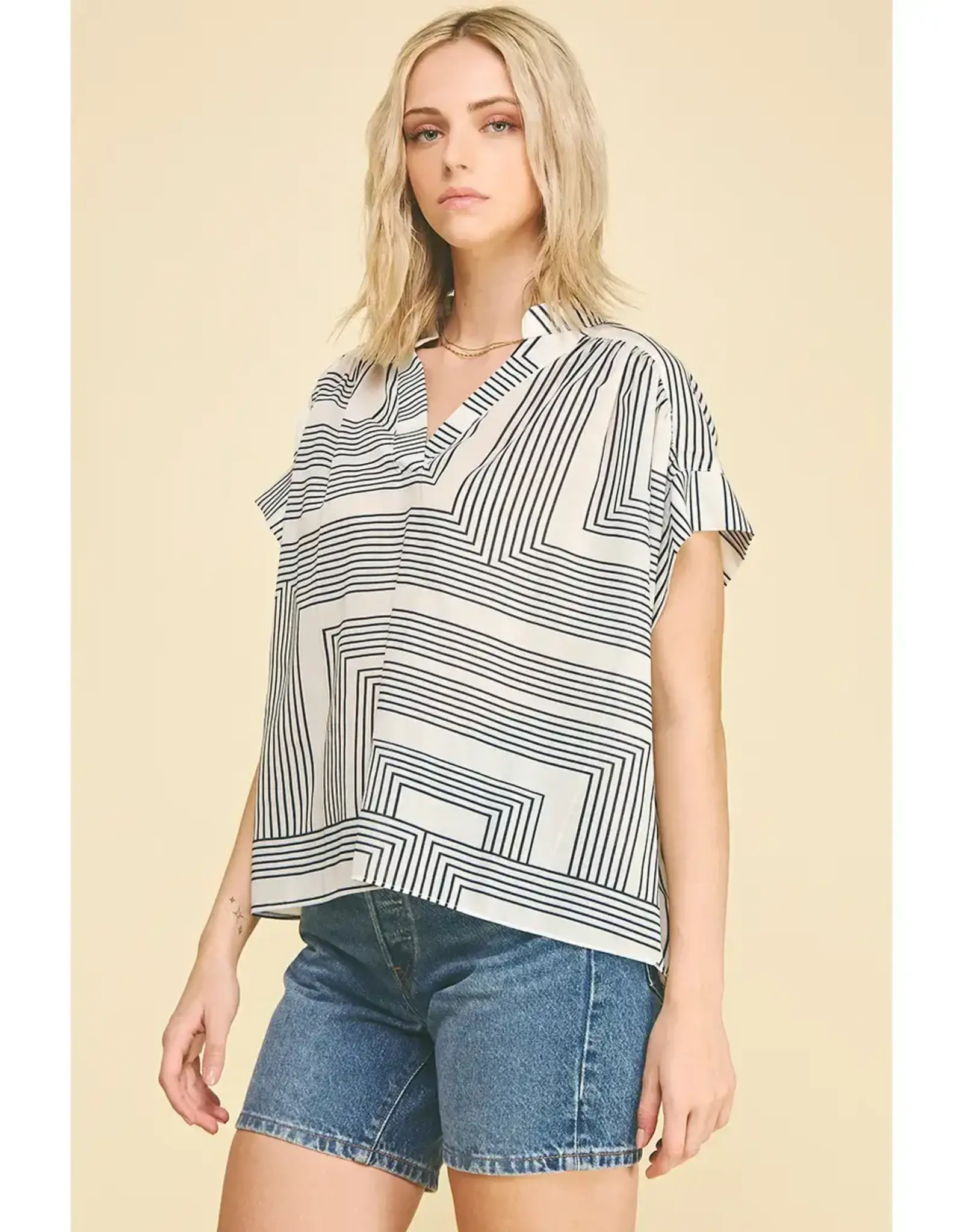 GEOMETRIC VNECK BLOUSE