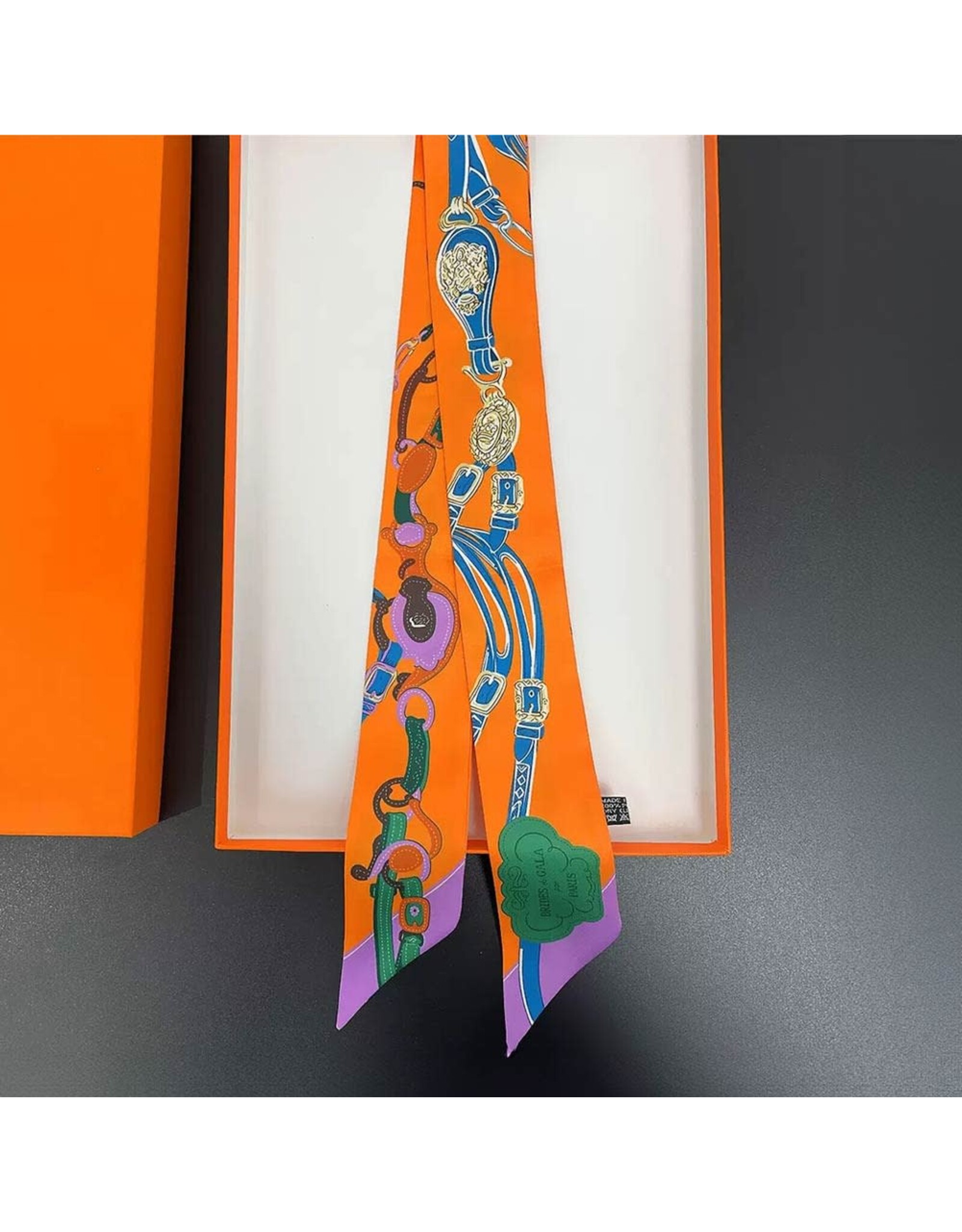 SENSIBLING EQUESTRIAN SILKY TWILLY SCARF