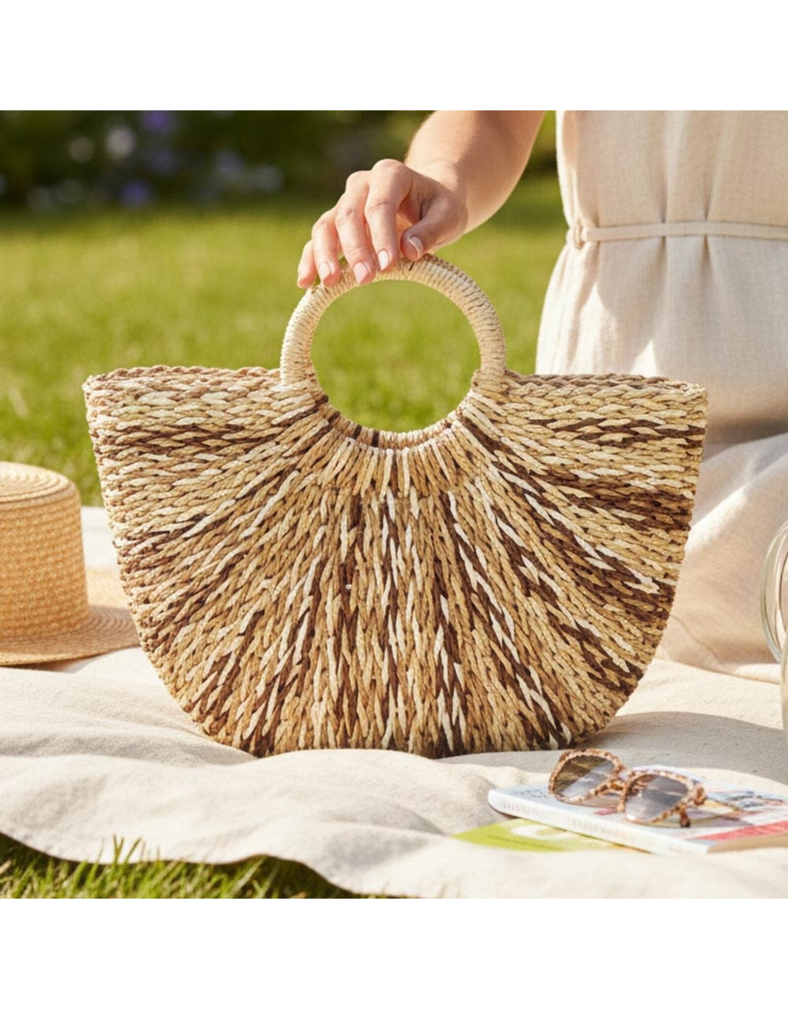 SENSIBLING ROUND WOVEN CROSSBODY BAG