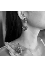 LAVISH AGATHA EARRING MULTI