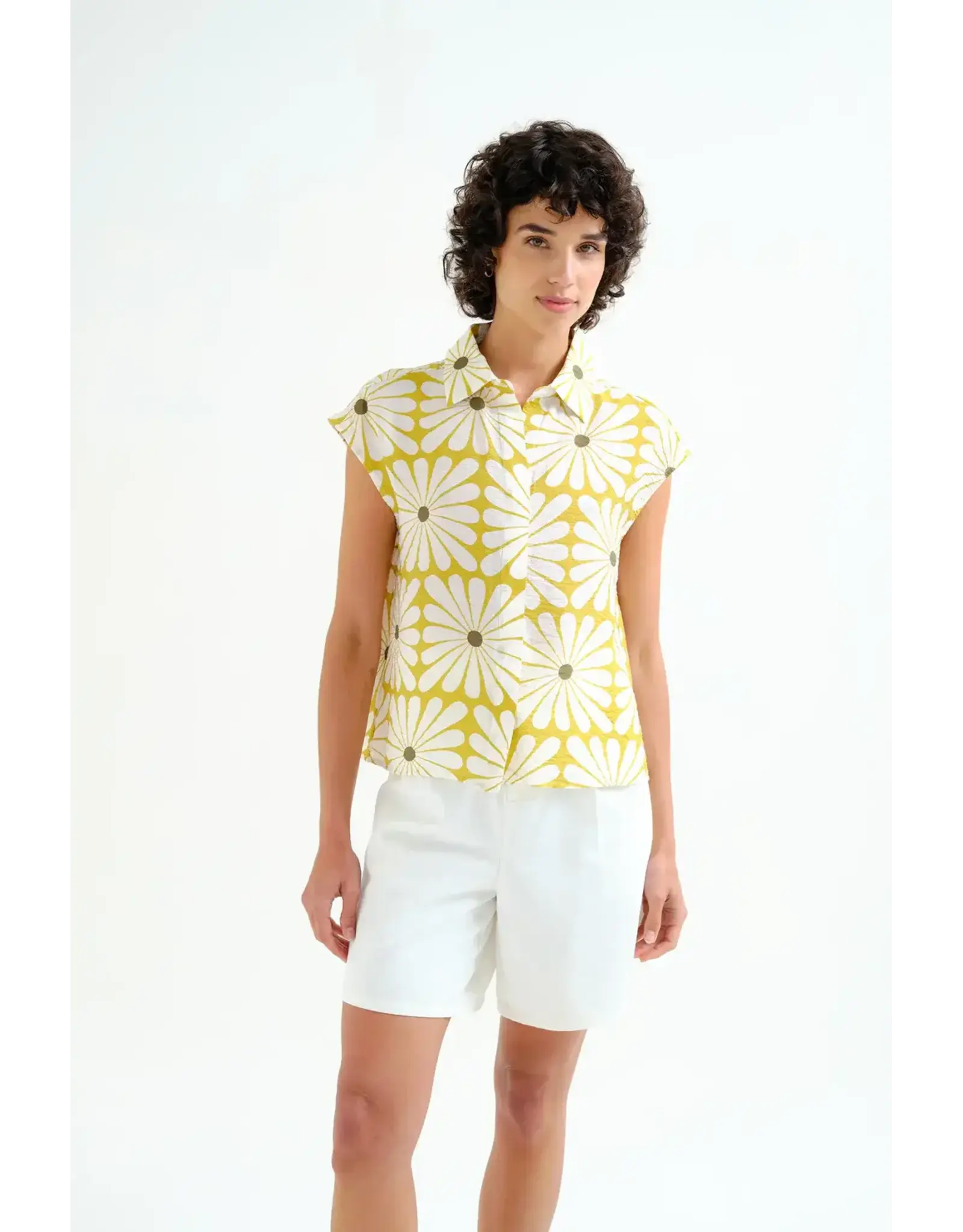 SSLV FLOWERBURST COLLARED TOP