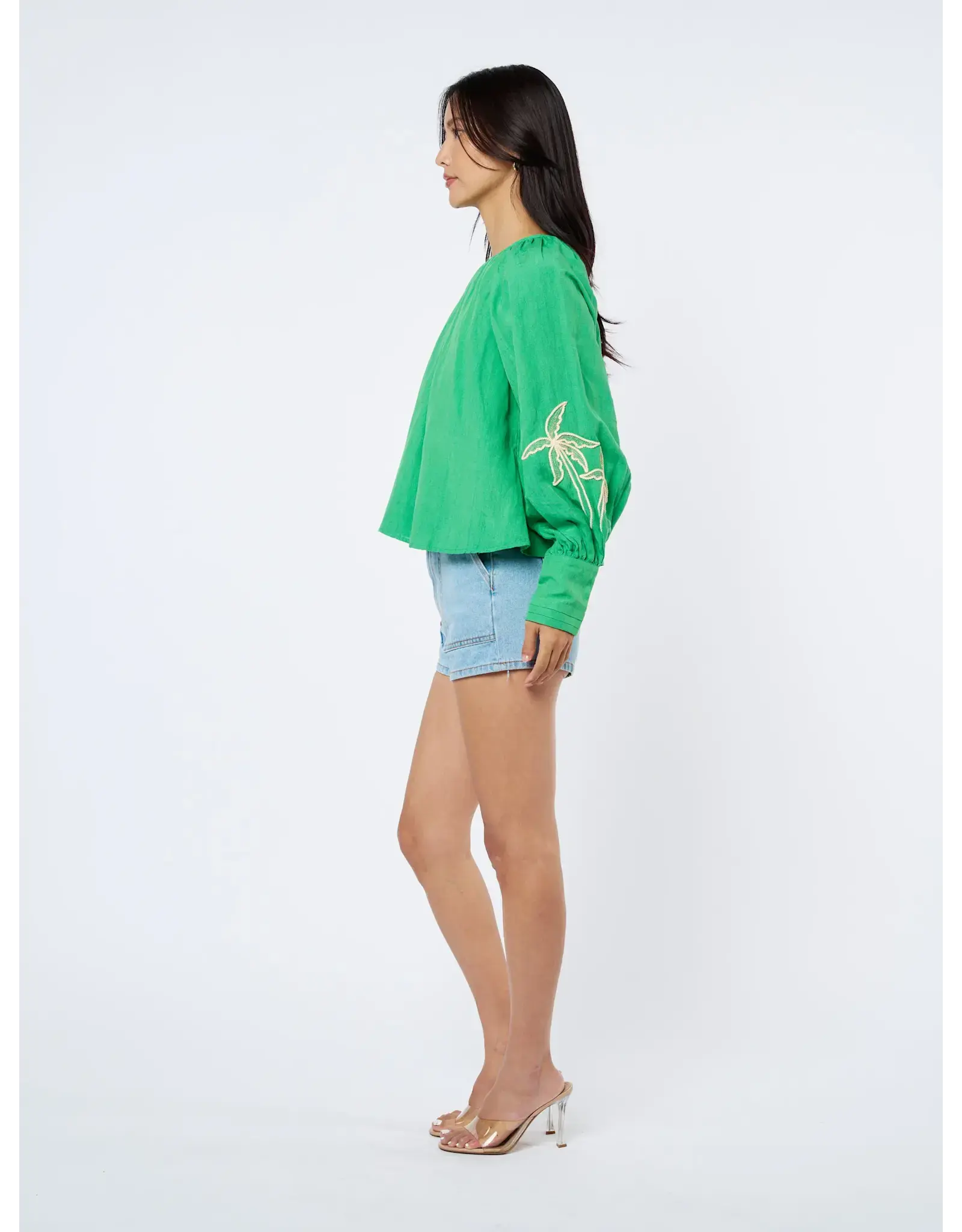 EMBROIDERED LSLV PALM BLOUSE