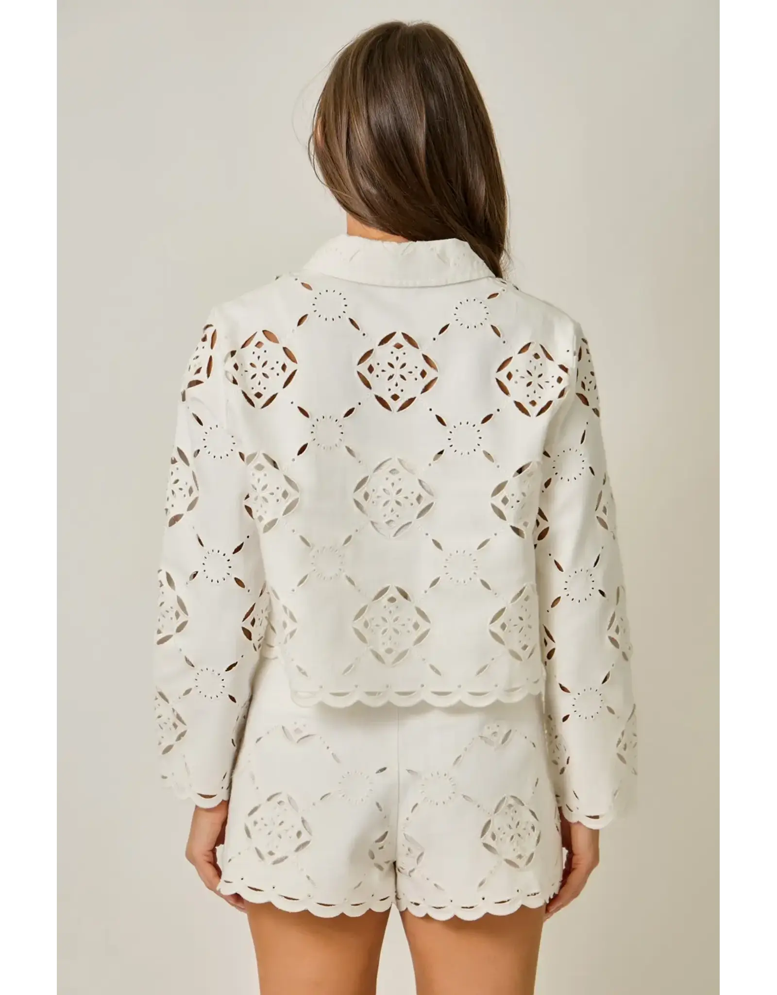 MYSTREE SCALLOP HEM EYELET JACKET