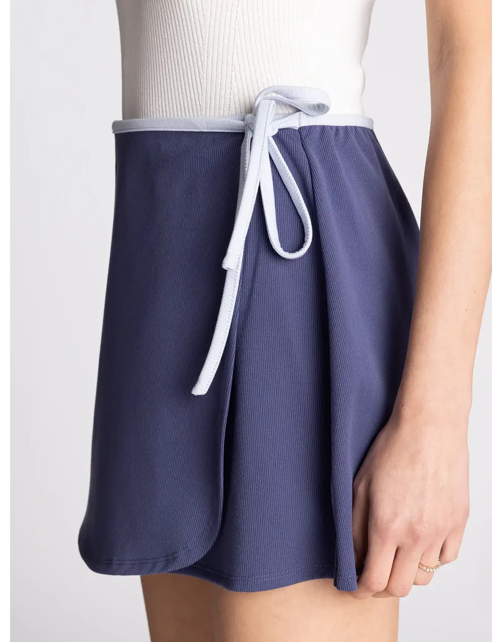 VALLEY KNIT SKORT