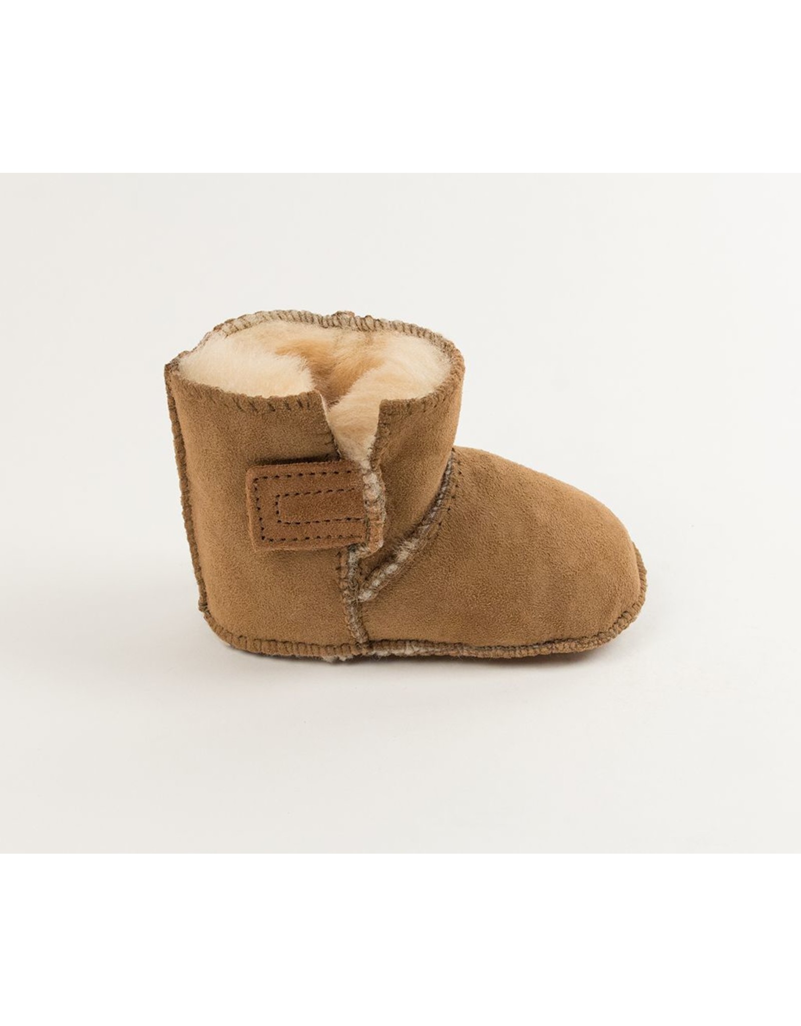 Minnetonka Sheepskin Pug Boot