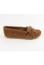 Minnetonka Kilty Hardsole (Women)