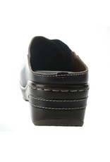 Chino Black Leather Clog