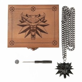 Collectible - The Witcher 3  - Geralt's Medallion of Wolf's School Collection Box (Eyes LED)