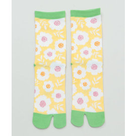 Kaya Socks - Tabi - White Flowers Yellow and Green 1 Pair 23-25cm