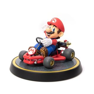 Dark Horse Figurine - Nintendo Mario Kart - Mario et son Kart First 4 Figures Statuette en PVC 8"
