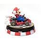 Dark Horse Figurine - Nintendo Mario Kart - Mario et son Kart avec Socle Lumineux First 4 Figures Statuette en PVC 9"