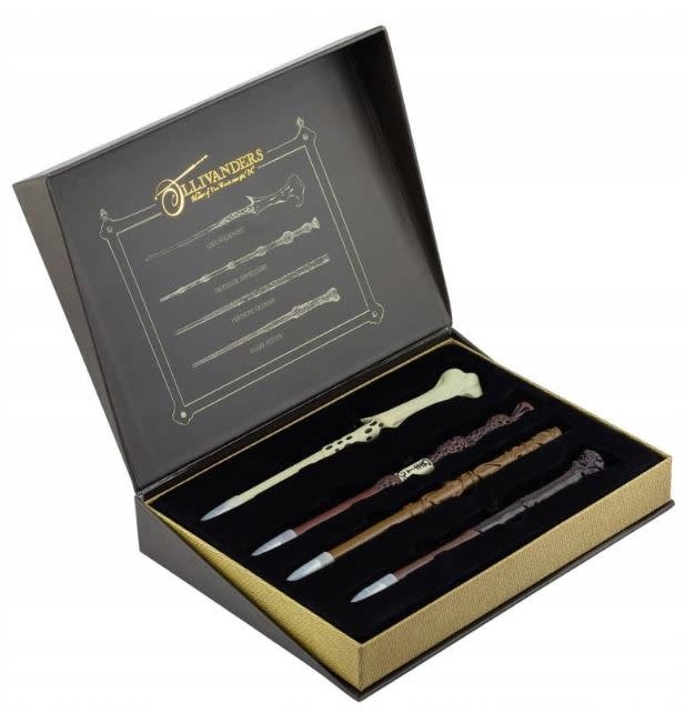 Crayon Harry Potter Ensemble de 4 Baguettes Voldemort, Dumbledore, Hermione et Harry Potter