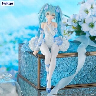Furyu Figurine - Hatsune Miku 初音ミク- Flower Fairy Nemophila Noodle Stopper Figure 6"