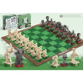 Noble Collection Boardgame - Minecraft - Overworld Heroes VS Hostile Mobs Collectible Chess Set
