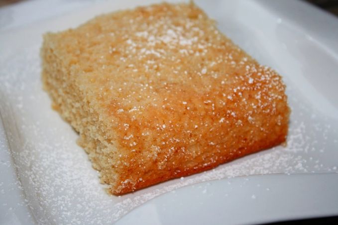 Lemon Agrumato Olive Oil & Polenta Cake