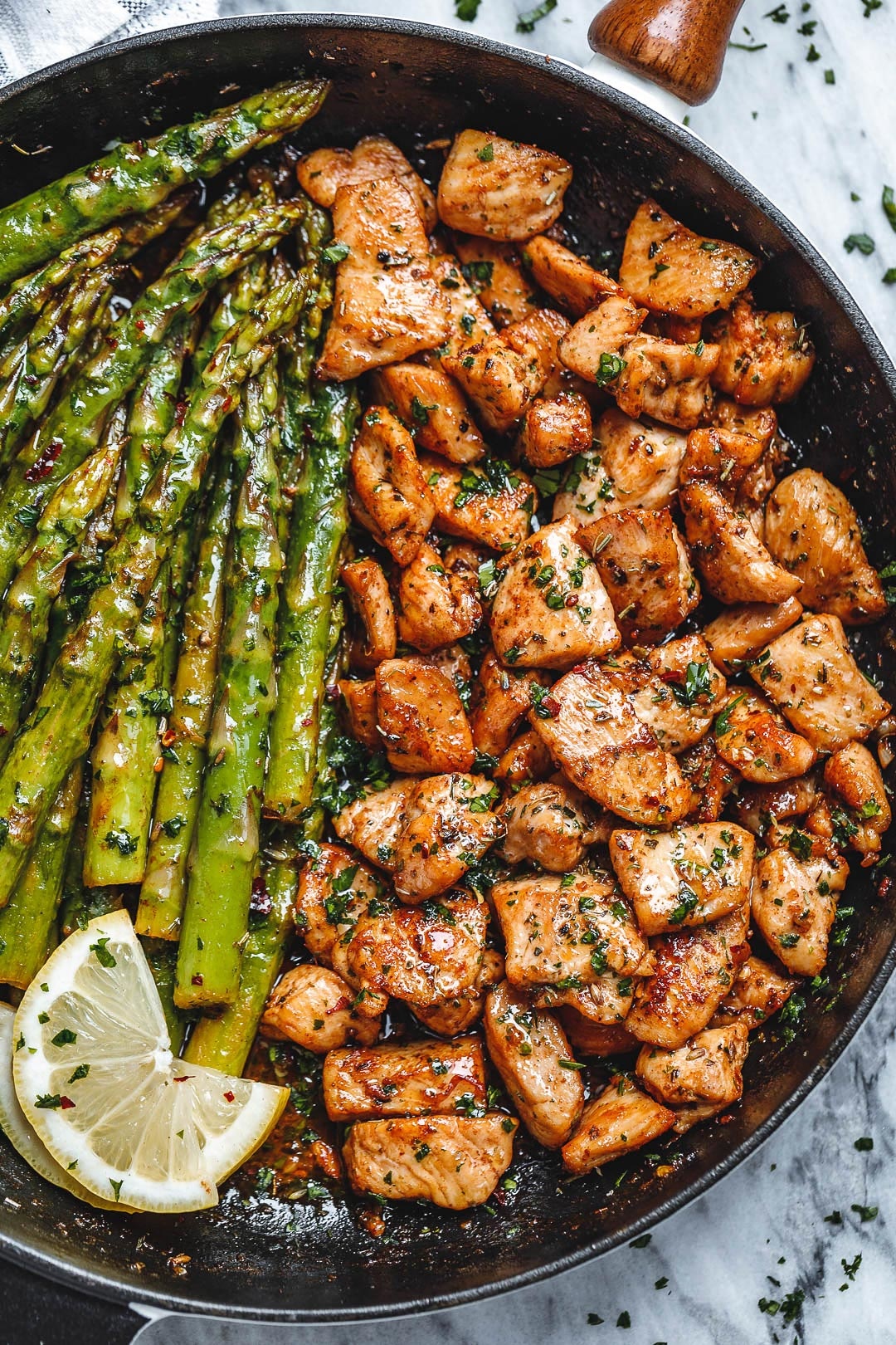 Garlic Butter Chicken Bites & Asparagus
