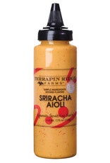 Terrapin Ridge Farms Sriracha Aioli Garnishing Squeeze