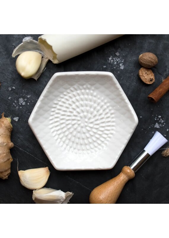 The Grate Plate 3 Piece Set Ceramic Grater, Peeler, Brush