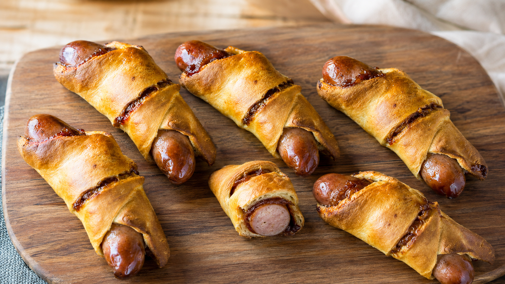 Honey & Habanero Bacon Jam Bratwurst Crescents