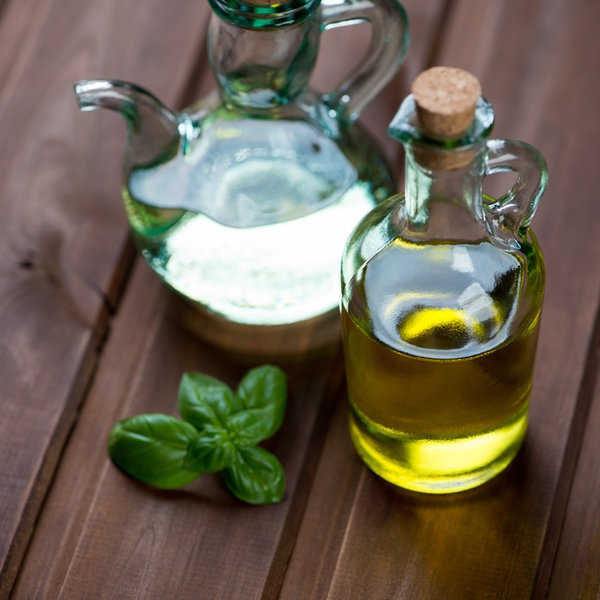 How to Store Extra Virgin Olive Oil to Protect Freshness and Quality