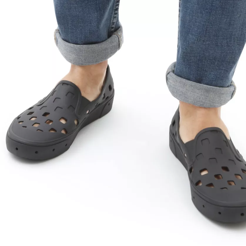 Vans Vans Unisex Trek Slip On VN0A5HF8BLK